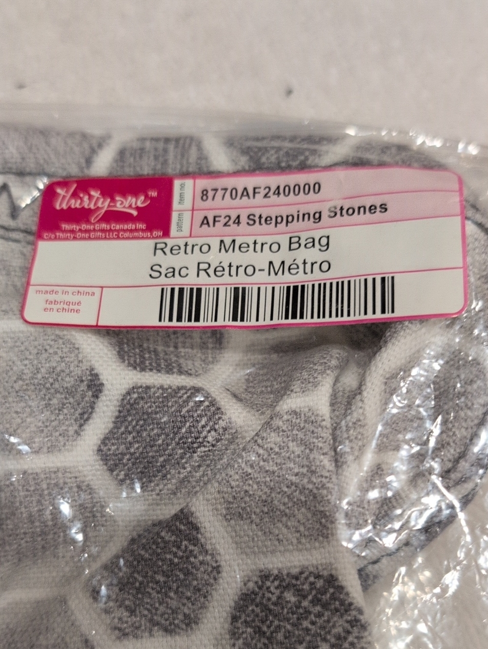 thirty-one Retro Metro Crossbody Bag in Gray Stepping Stones